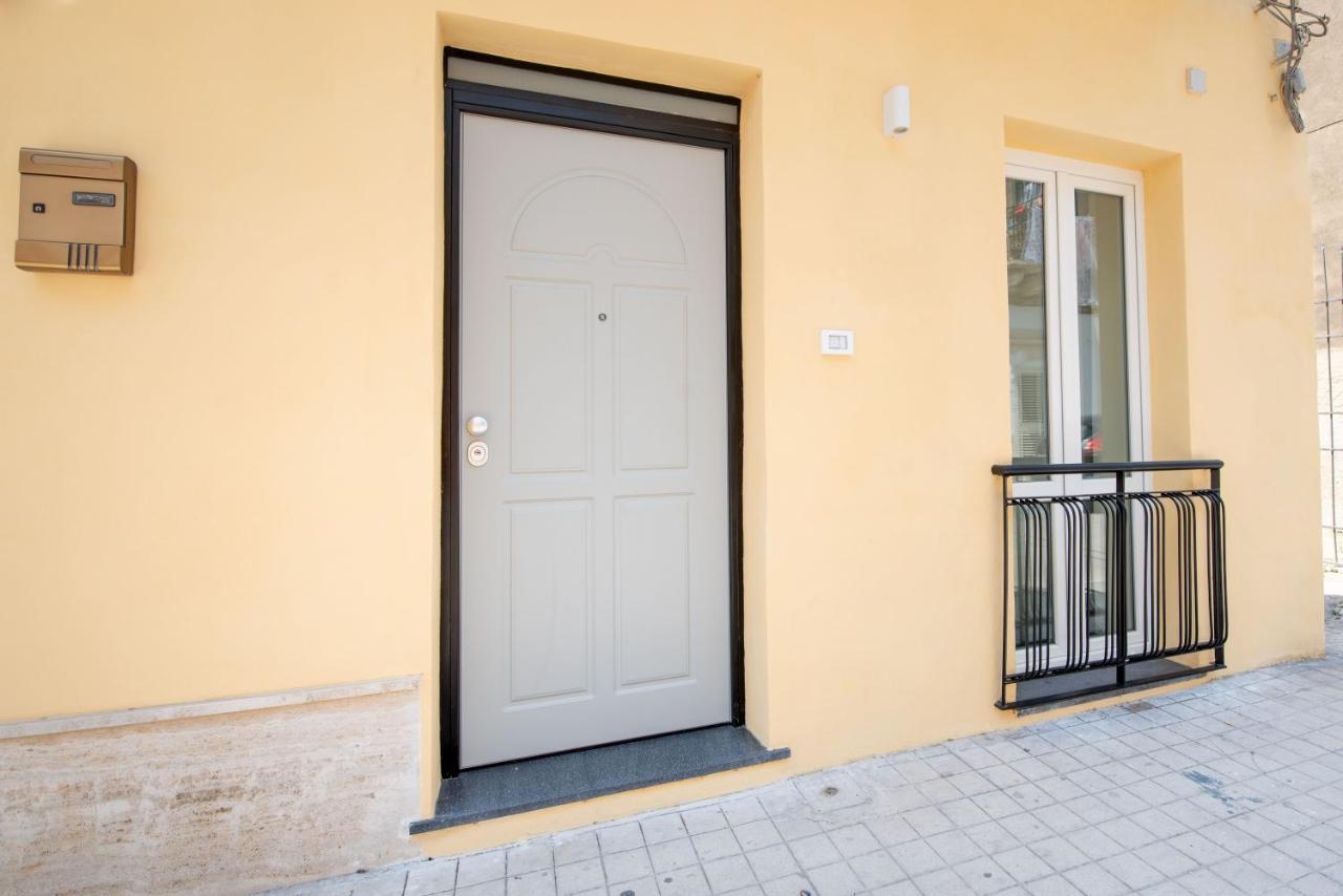 Avolio Apartment Noto Kültér fotó